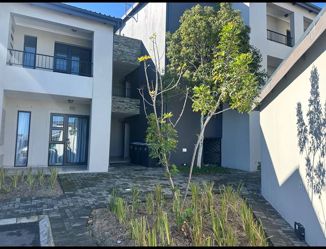 2 BEDROOM APARTMENT FOR SALE IN PARKLANDS NORTH